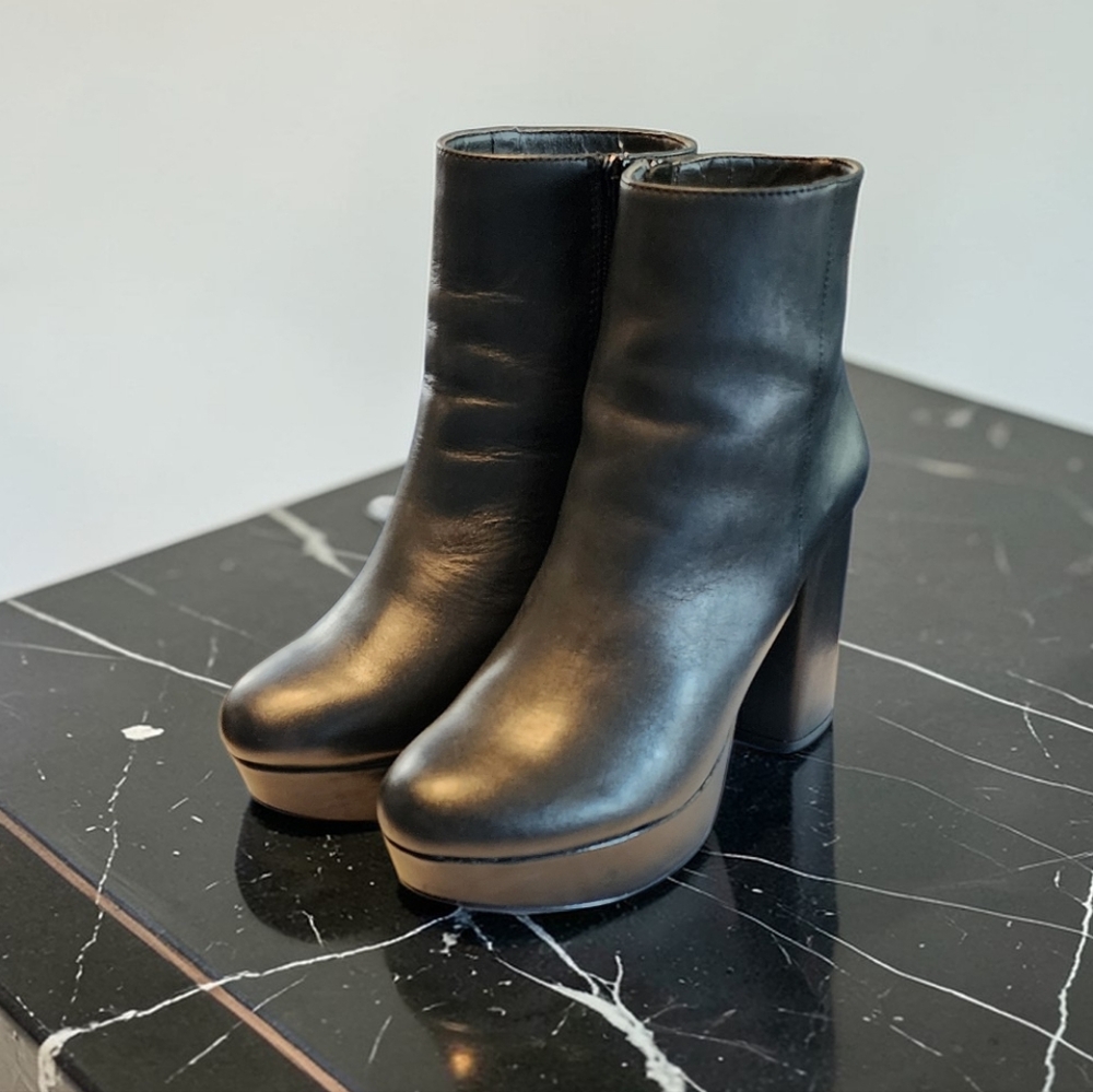 Women Vintage Leather Black Platform Ankle Boots By Steve Madden Size 8M - Picture 3 of 8